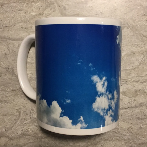 GALLERY LINDARUTH “BetweenClouds” photo on a mug. - Picture 1 of 5